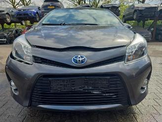 Auto da rottamare Toyota Yaris Yaris III (P13), Hatchback, 2010 / 2020 1.5 16V Hybrid 2012/7