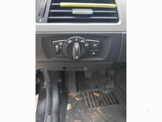 BMW 3-serie 3 serie (E90), Sedan, 2005 / 2011 320i 16V picture 13