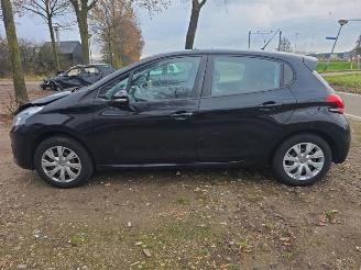 Peugeot 208 208 I (CA/CC/CK/CL), Hatchback, 2012 / 2019 1.2 Vti 12V PureTech 82 picture 3