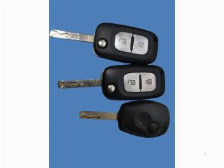 Autoverwertung Renault Clio Clio III (BR/CR), Hatchback, 2005 / 2014 1.5 dCi FAP 2011/5