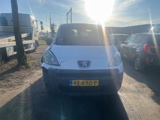Dezmembrări autoturisme Peugeot Partner Partner (GC/GF/GG/GJ/GK), Van, 2008 / 2018 1.6 HDI 90 16V 2011/9