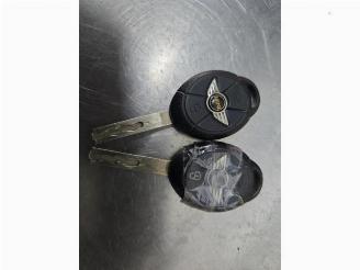  Mini Mini Mini One/Cooper (R50), Hatchback, 2001 / 2007 1.6 16V Cooper 2006/1