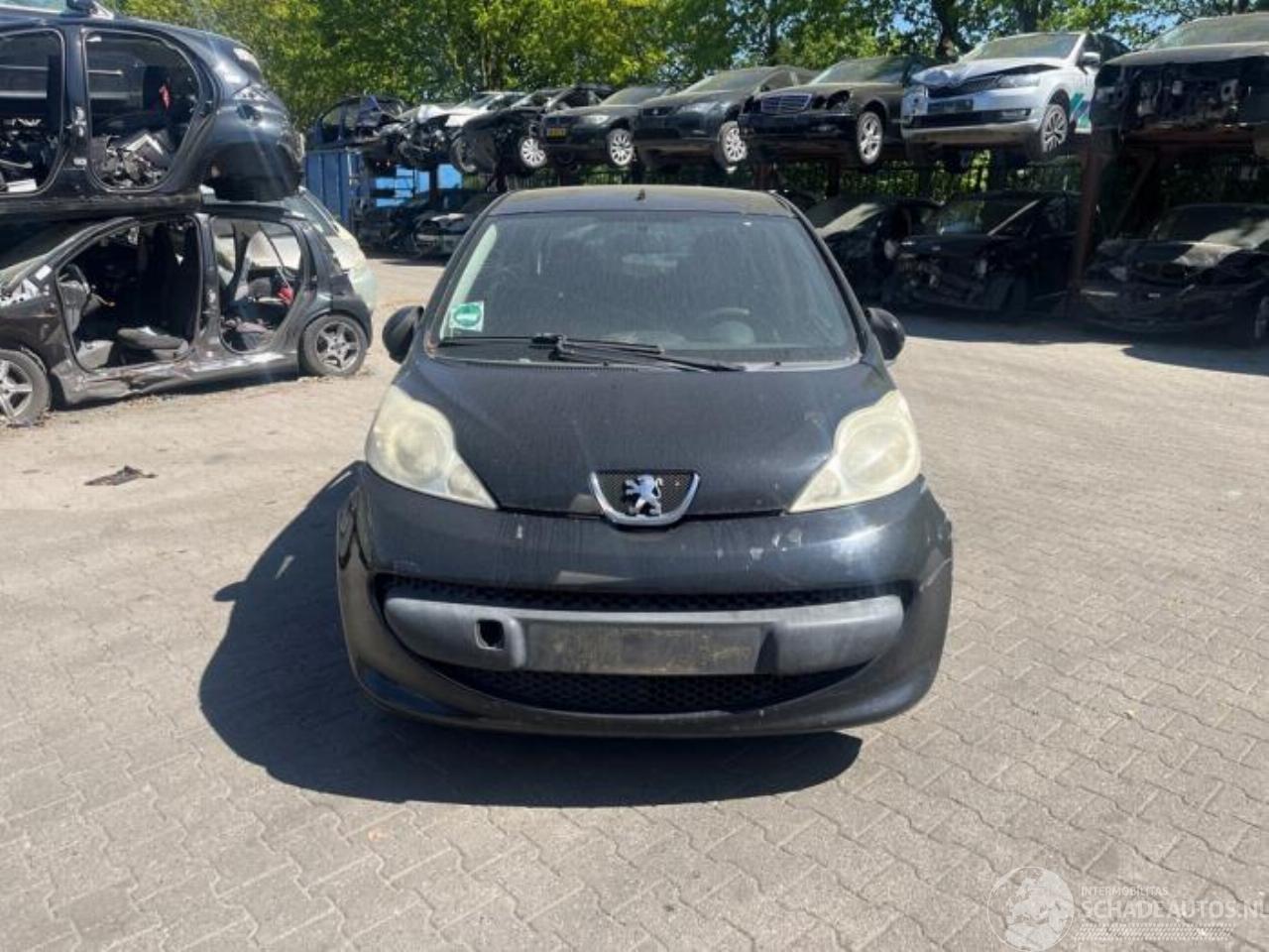 Peugeot 107 107, Hatchback, 2005 / 2014 1.0 12V