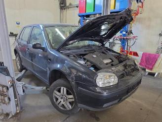 Vrakbiler auto Volkswagen Golf Golf IV (1J1), Hatchback, 1997 / 2005 2.0 2002/3
