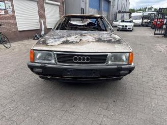 Dezmembrări autoturisme Audi 100 100 (C3), Sedan, 1982 / 1991 2.2 CS,CD 1986/1