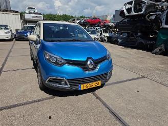 disassembly passenger cars Renault Captur Captur I (2R), SUV, 2013 1.2 TCE 16V EDC 2013/10
