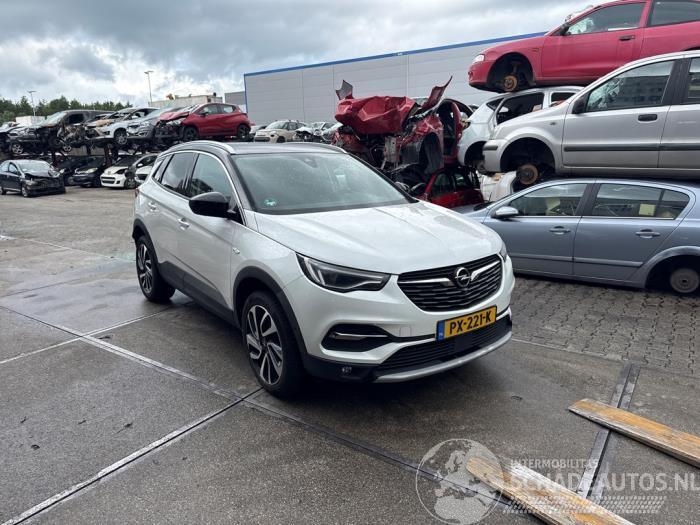 Opel Grandland Grandland (X), SUV, 2017 1.2 Turbo 12V