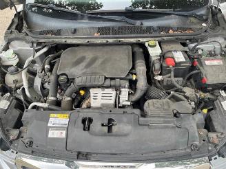 Peugeot 308 308 SW (L4/L9/LC/LJ/LR), Combi 5-drs, 2014 / 2021 1.2 12V e-THP PureTech 130 picture 5