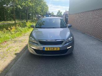 Peugeot 308 308 SW (L4/L9/LC/LJ/LR), Combi 5-drs, 2014 / 2021 1.2 12V e-THP PureTech 130 picture 13