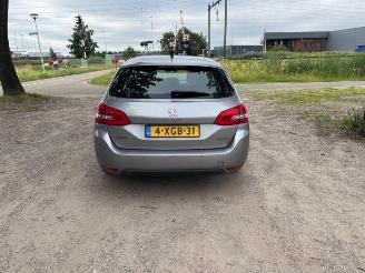 Peugeot 308 308 SW (L4/L9/LC/LJ/LR), Combi 5-drs, 2014 / 2021 1.2 12V e-THP PureTech 130 picture 4