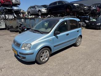 Coche siniestrado Fiat Panda Panda (169), Hatchback, 2003 / 2013 1.2 Fire 2004/7