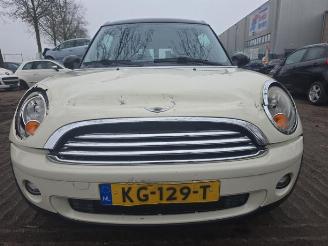 Dezmembrări autoturisme Mini Cooper Clubman (R55), Combi, 2007 / 2014 1.6 16V Cooper 2010/1