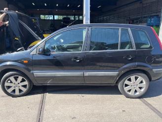 Salvage car Ford Fusion Fusion, Combi, 2002 / 2012 1.6 16V 2007/10