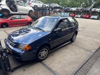Uttjänta bilar auto Suzuki Swift Swift (SF310/413), Hatchback 3-drs, 1989 / 2004 1.0i 2002/10