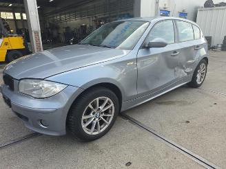 BMW 1-serie 1 serie (E87/87N), Hatchback 5-drs, 2003 / 2012 118i 16V picture 4