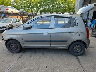 Kia Picanto Picanto (BA), Hatchback, 2004 / 2011 1.0 12V picture 3