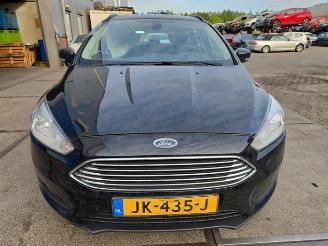 Uttjänta bilar auto Ford Focus Focus 3 Wagon, Combi, 2010 / 2020 1.0 Ti-VCT EcoBoost 12V 125 2015/9