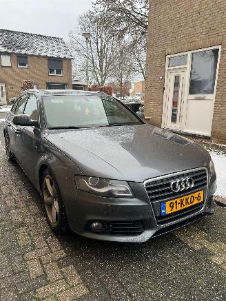 Schadeauto Audi A4 A4 2.0 T S-LINE  132 KW 2010/1