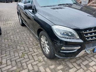 Auto incidentate Mercedes ML Ml 350 benzine motor defect 2013/5