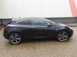 Opel Astra Astra J GTC (PD2/PF2), Hatchback 3-drs, 2011 / 2018 1.4 Turbo 16V ecoFLEX 140 picture 2