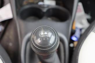 Peugeot 108 108, Hatchback, 2014 1.0 12V picture 25