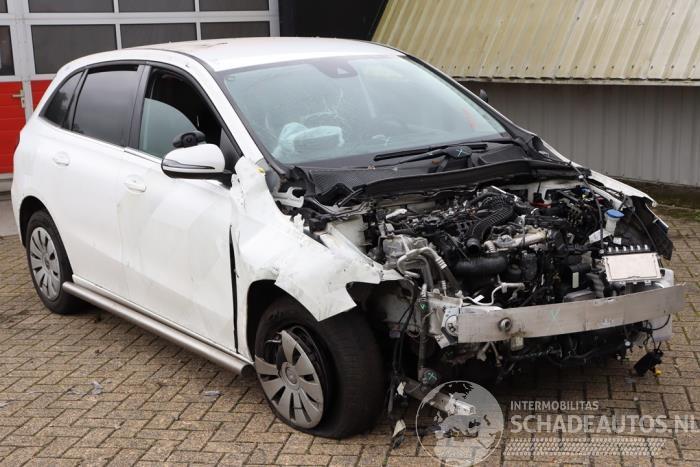 Mercedes B-klasse B (W247), Hatchback, 2018 / 2026 2.0 B-200d