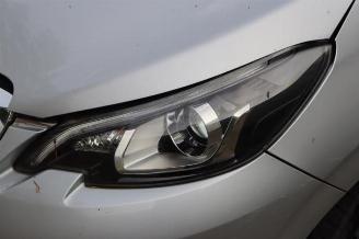Peugeot 108 108, Hatchback, 2014 1.0 12V VVT-i picture 26