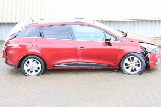 Sloopauto Renault Clio Clio IV Estate/Grandtour (7R), Combi 5-drs, 2012 / 2021 0.9 Energy TCE 90 12V 2017/5