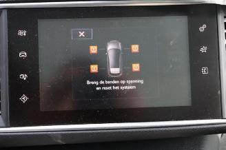 Peugeot 308 308 (L3/L8/LB/LH/LP), Hatchback 5-drs, 2013 / 2021 1.6 BlueHDi 120 picture 14