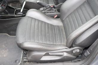 Opel Corsa-E Corsa E, Hatchback, 2014 1.6 OPC Turbo 16V picture 12