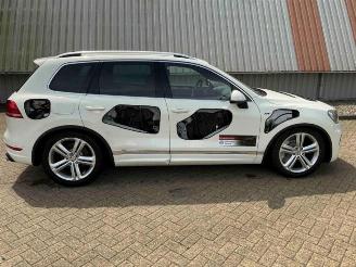 Volkswagen Touareg Touareg (7PA/PH), SUV, 2010 / 2018 4.2 TDI V8 DPF 32V picture 2