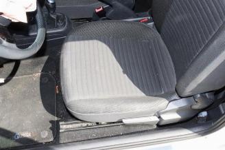 Volkswagen Up! Up! (121), Hatchback, 2011 1.0 12V 60 picture 11