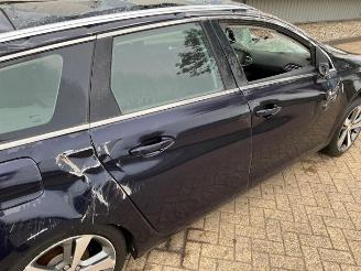 Peugeot 308 308 SW (L4/L9/LC/LJ/LR), Combi 5-drs, 2014 / 2021 1.2 12V e-THP PureTech 130 picture 19