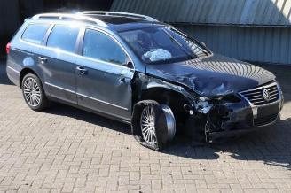 Salvage car Volkswagen Passat Passat Variant (3C5), Combi, 2005 / 2010 3.2 FSI V6 32V 4Motion 2006/4