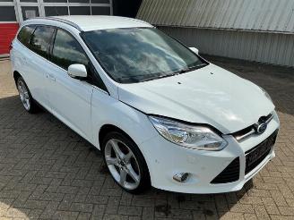rozbiórka samochody osobowe Ford Focus Focus 3 Wagon, Combi, 2010 / 2020 1.0 Ti-VCT EcoBoost 12V 125 2013/5