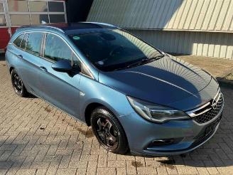 Vrakbiler auto Opel Astra Astra K Sports Tourer, Combi, 2015 / 2022 1.0 Turbo 12V 2016/11