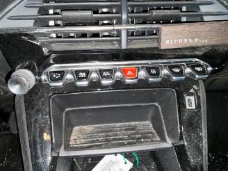 Peugeot 2008 2008 (UD/UK/UR/US/UX), MPV, 2019 1.2 VTi 12V PureTech 100 picture 22