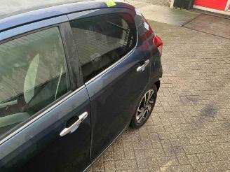 Peugeot 108 108, Hatchback, 2014 1.0 12V picture 33