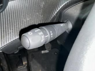 Peugeot 2008 2008 (UD/UK/UR/US/UX), MPV, 2019 1.2 VTi 12V PureTech 100 picture 16