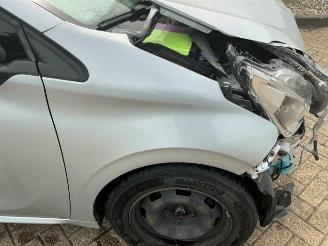 Peugeot 208 208 I (CA/CC/CK/CL), Hatchback, 2012 / 2019 1.6 Blue HDi 100 picture 28