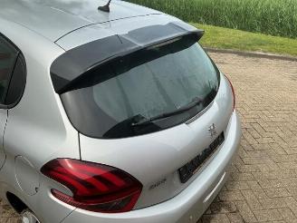 Peugeot 208 208 I (CA/CC/CK/CL), Hatchback, 2012 / 2019 1.6 Blue HDi 100 picture 17
