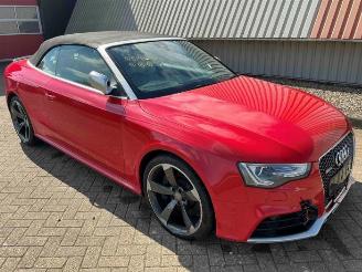 Vrakbiler auto Audi Rs5 RS 5 (8F7), Cabrio, 2013 / 2015 4.2 V8 32V 2013