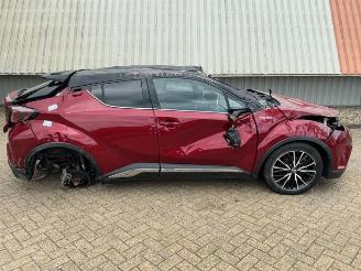 Toyota C-HR C-HR (X1,X5), SUV, 2016 1.8 16V Hybrid picture 2
