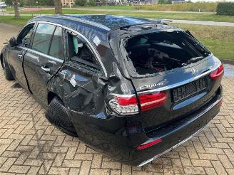Mercedes E-klasse E Estate (S213), Combi, 2016 / 2023 E-300de 2.0 Turbo 16V 4-Matic picture 5