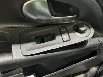 Volkswagen Up! Up! (121), Hatchback, 2011 1.0 12V 60 picture 20