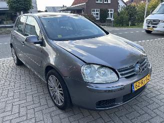Unfallwagen Volkswagen Golf 1.6 FSI 2005/5