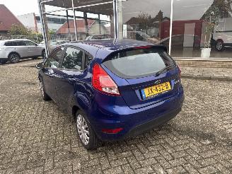 Vaurioauto  passenger cars Ford Fiesta 1.0 Style 2016/9