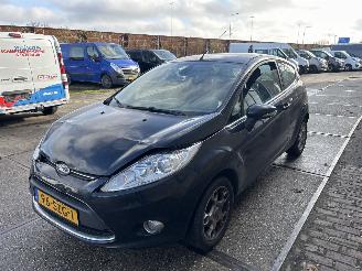 Schadeauto Ford Fiesta 1.25 TITANIUM 2012/1