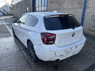 BMW 1-serie 114 I picture 2