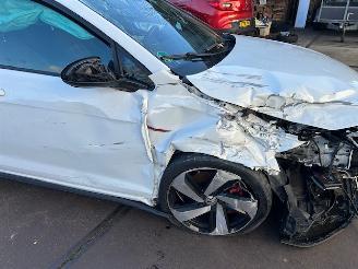 Volkswagen Golf 2.0 TSI GTI PERFORMANCE picture 5